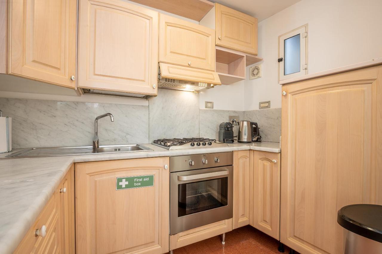 Ninetyone Via Sistina Apartment Spanish Steps روما المظهر الخارجي الصورة